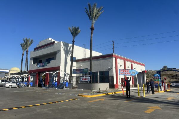 Crossroads Carwash